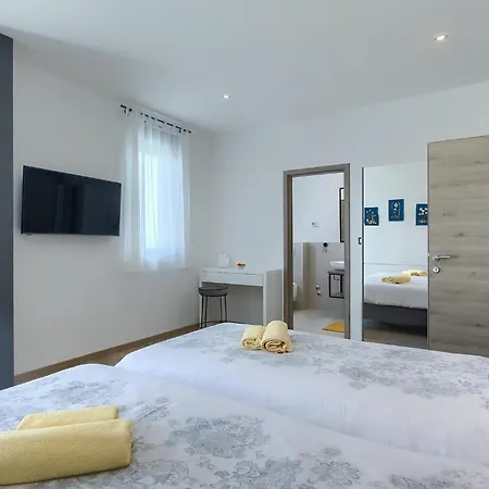 Posidonia Nyaraló Póla