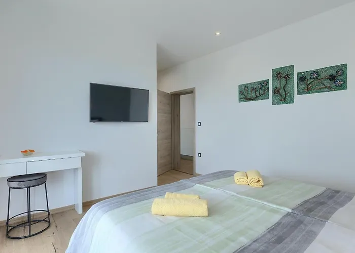 Posidonia Feriehus Pula