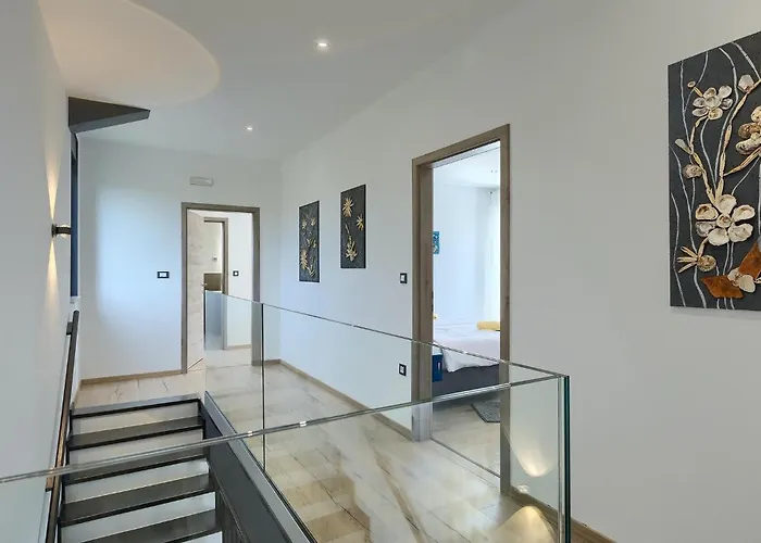 Posidonia Feriehus Pula