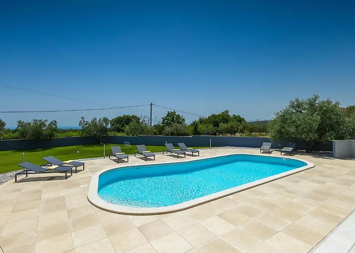 Posidonia Feriehus Pula