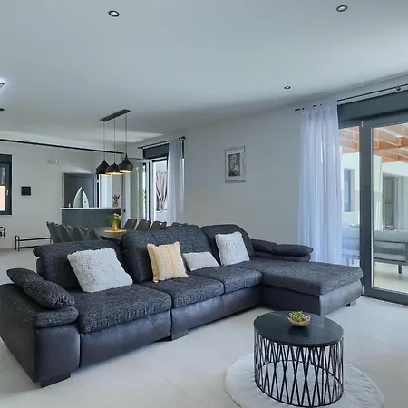 Posidonia Holiday home *